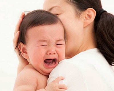 Làm gì khi trẻ bị tiểu ra máu? Làm gì khi trẻ bị tiểu ra máu?